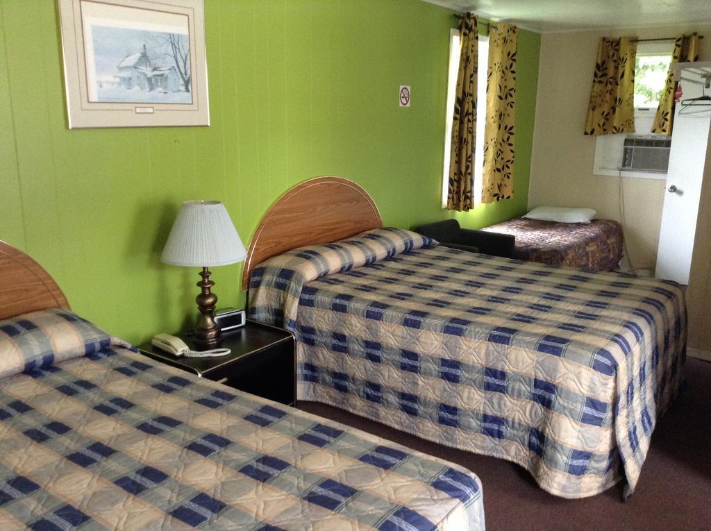 Penny'S Motel Thornbury Екстер'єр фото